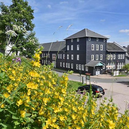 Apartments Und Bistro Zum Glasmacher Gehlberg Exterior foto